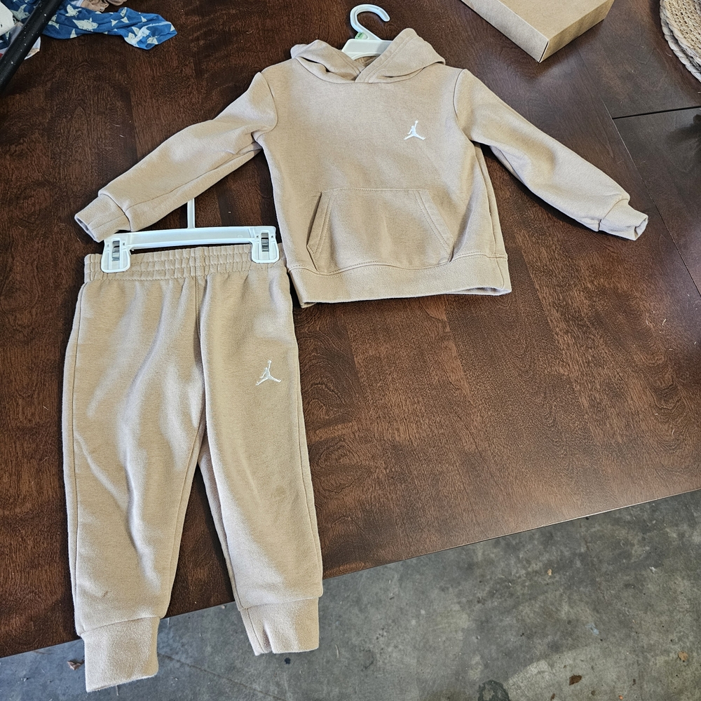 Jordan Kids Tan Sweatpants & Hoodie Set